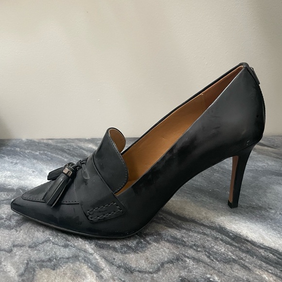 Coach Heels with tassel - NEW!!! - Picture 2 of 3